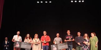 El grupo Diversas Teatro, de Zaragoza, gana el Festival de Teatro Aficionado de San Javier